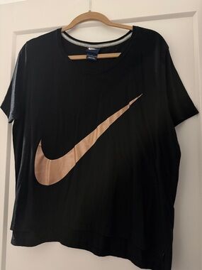 Nike Women's Black Tee with Metallic Pink Swoosh